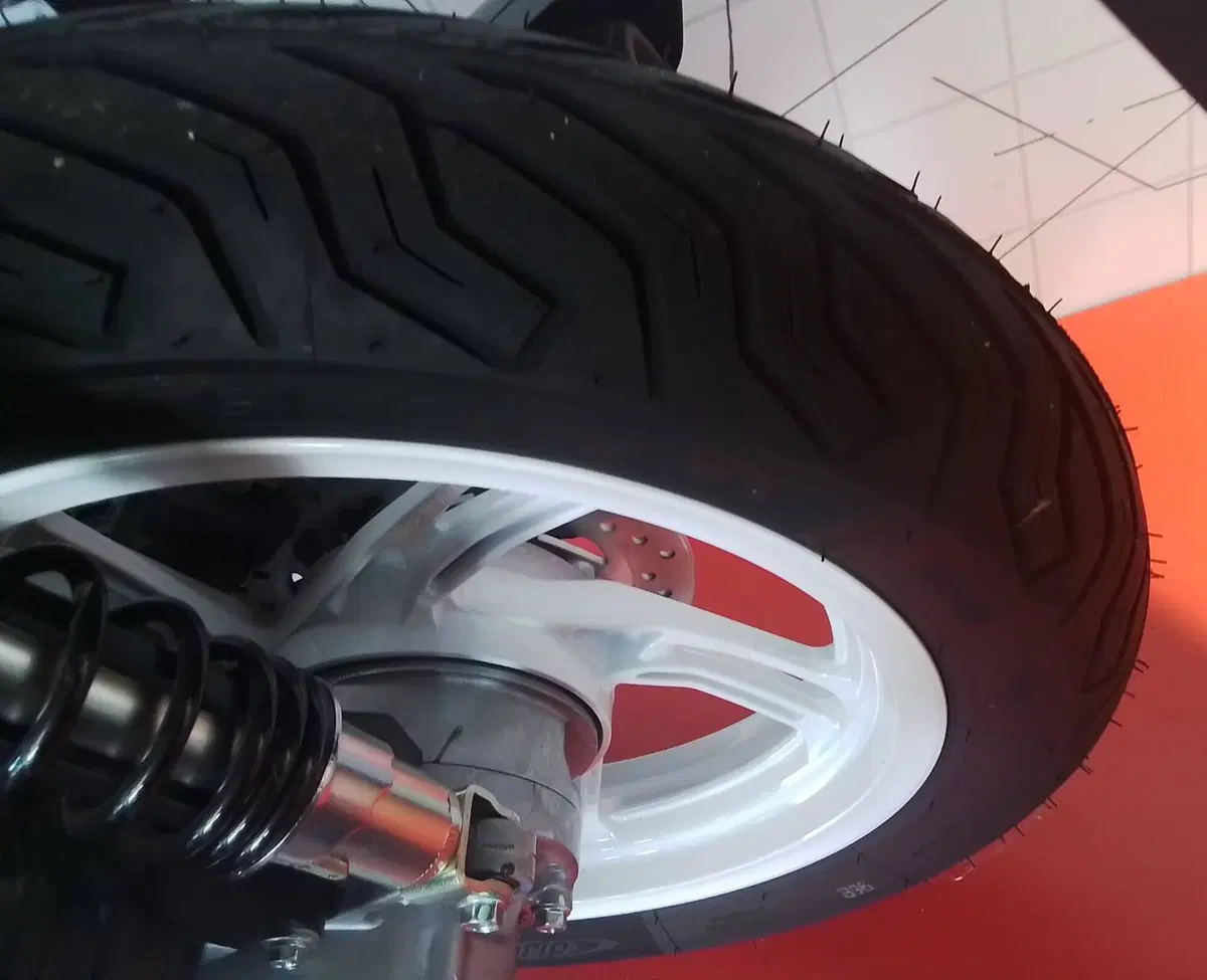 Honda SH 125i (2024 - 25) (12)