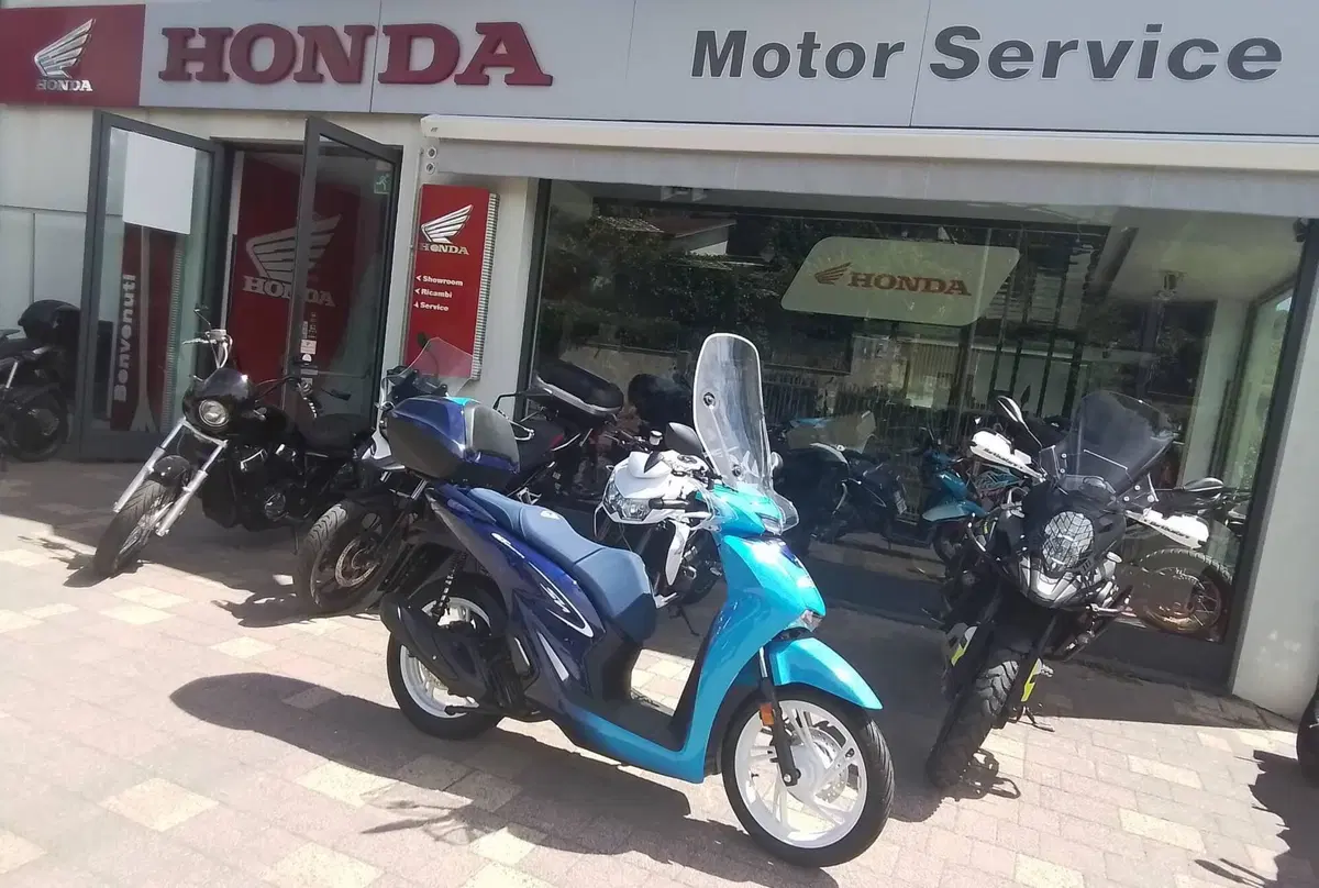 Honda SH 125i (2024 - 25) (15)