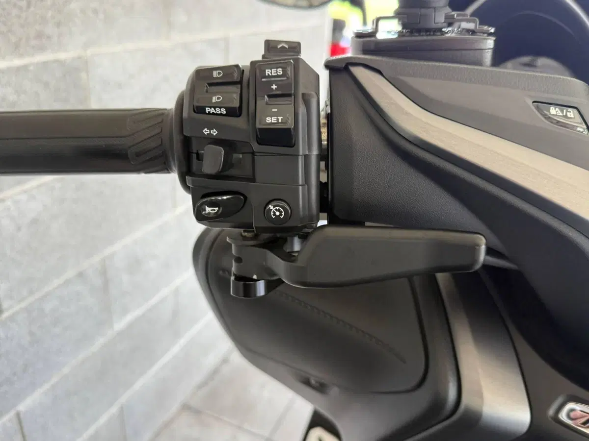 Yamaha T-Max 560 (2020 - 21) (6)