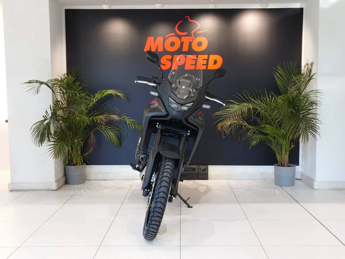 Honda Transalp XL750 (2026) (3)
