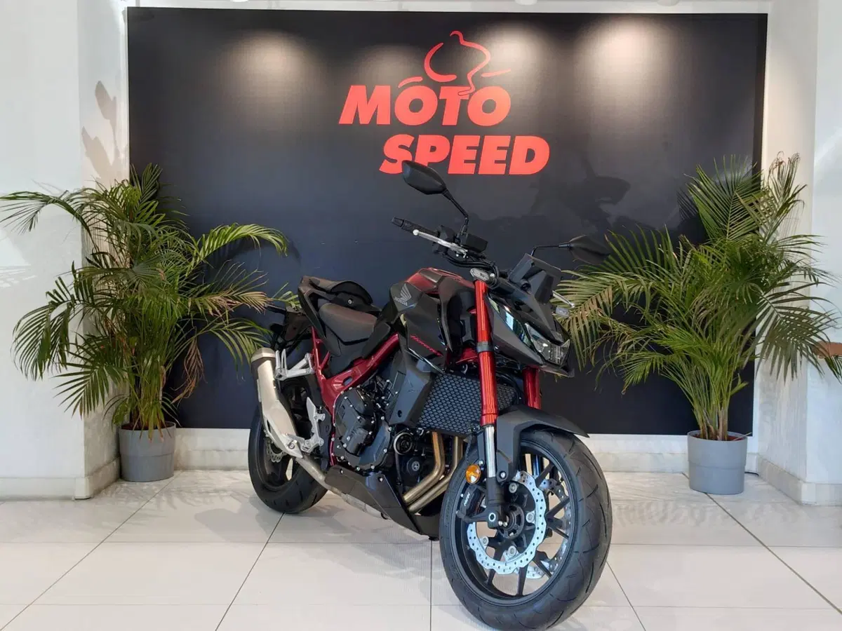 Honda CB 750 Hornet (2026) (2)