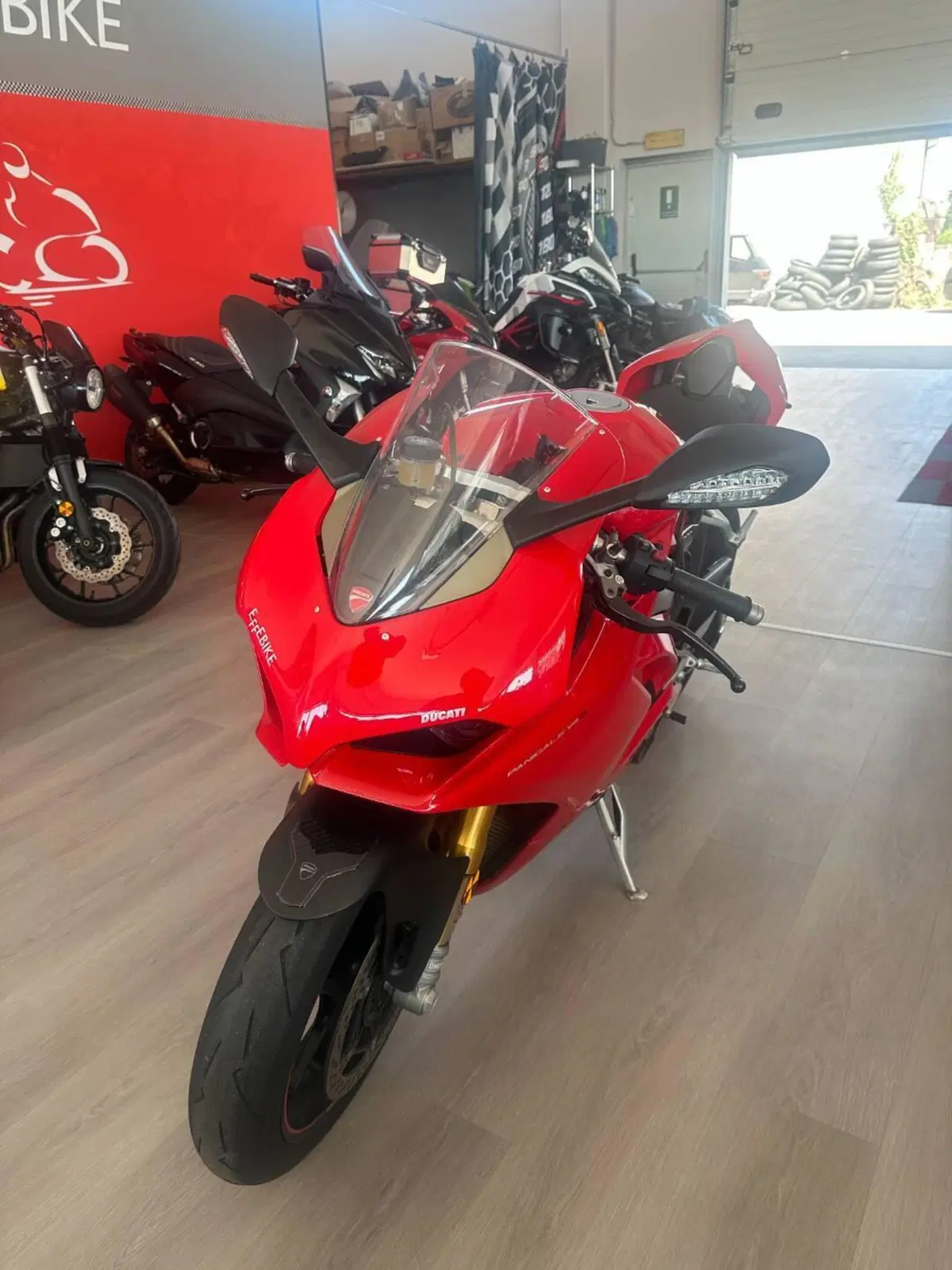 Ducati Panigale V4 S 1100 (2018 - 19)