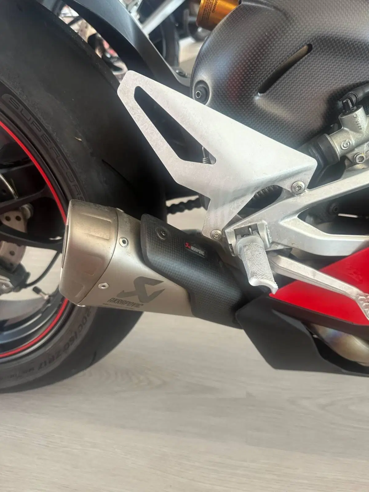 Ducati Panigale V4 S 1100 (2018 - 19) (4)