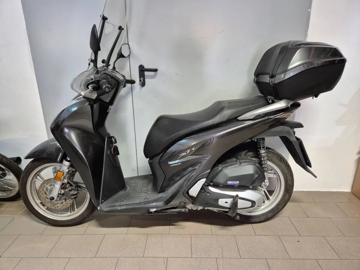 Honda SH 150i (2020 - 23)