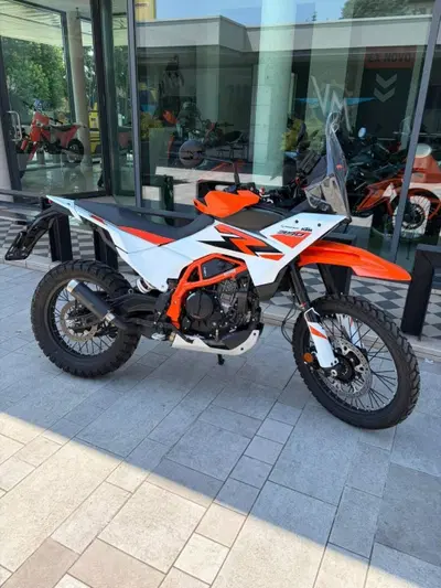 KTM 390 Adventure R (2025 - 26) usata