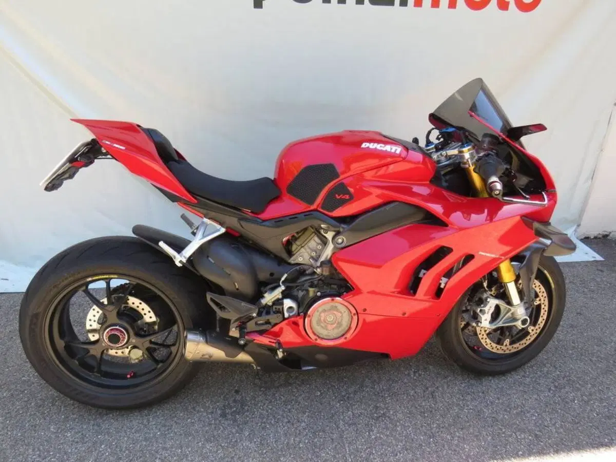 Ducati Panigale V4 S 1100 (2018 - 19) (3)