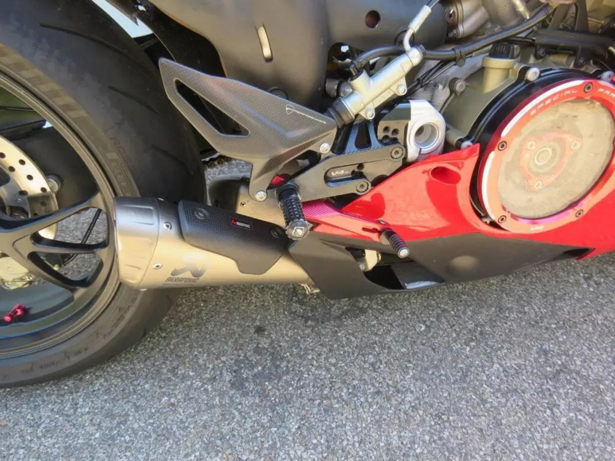 Ducati Panigale V4 S 1100 (2018 - 19) (12)