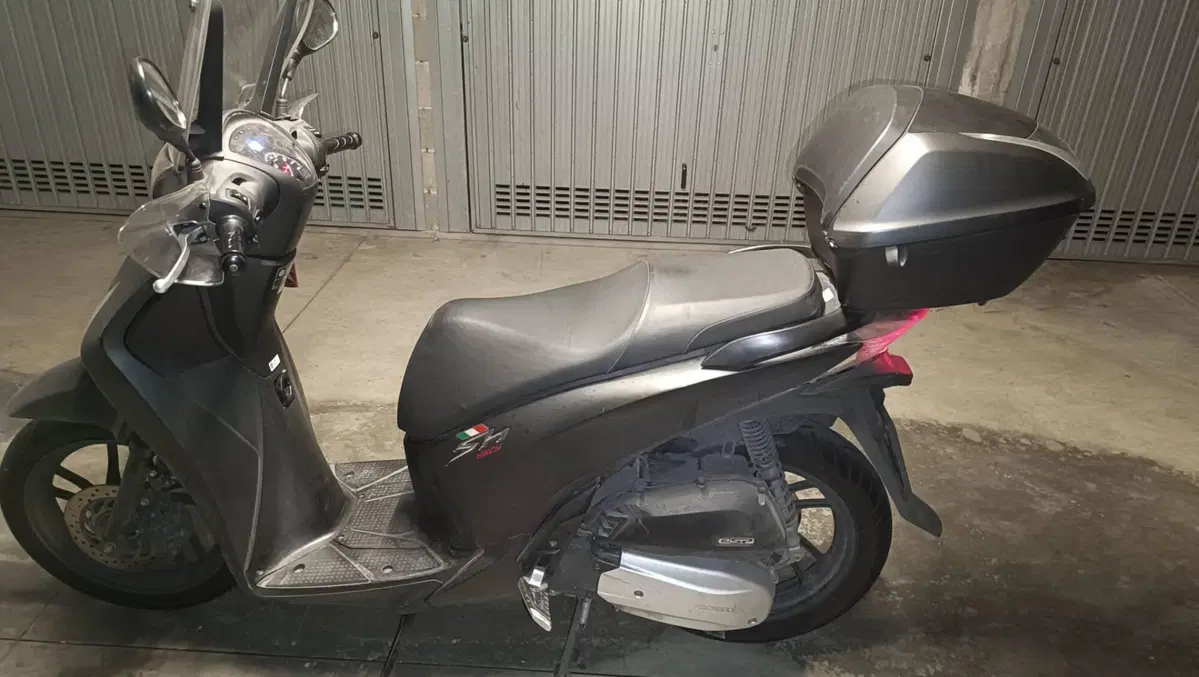 Honda SH 150i ABS (2013 - 16) (2)