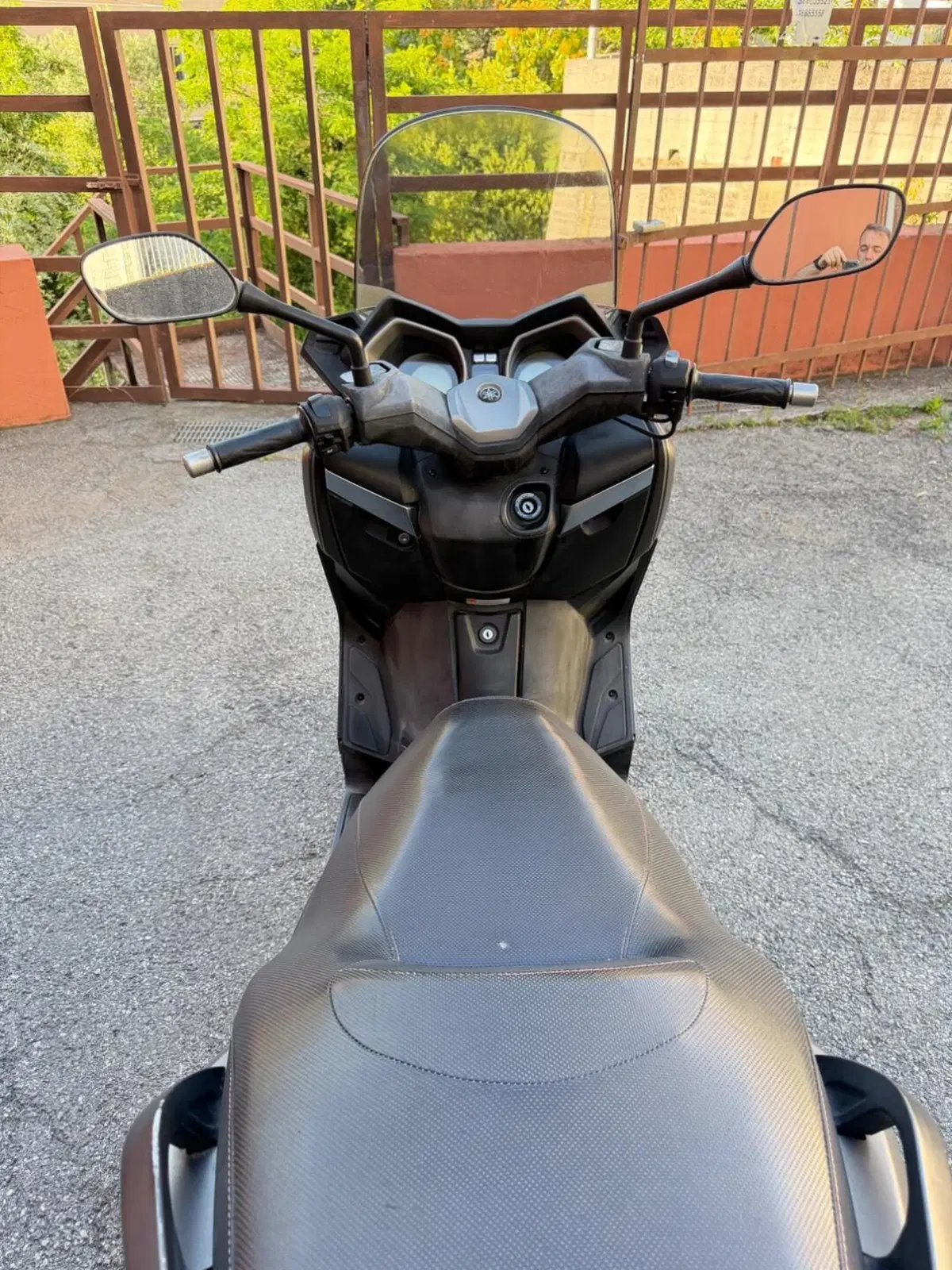 Yamaha X-Max 250 Iron Max ABS (2016) (7)