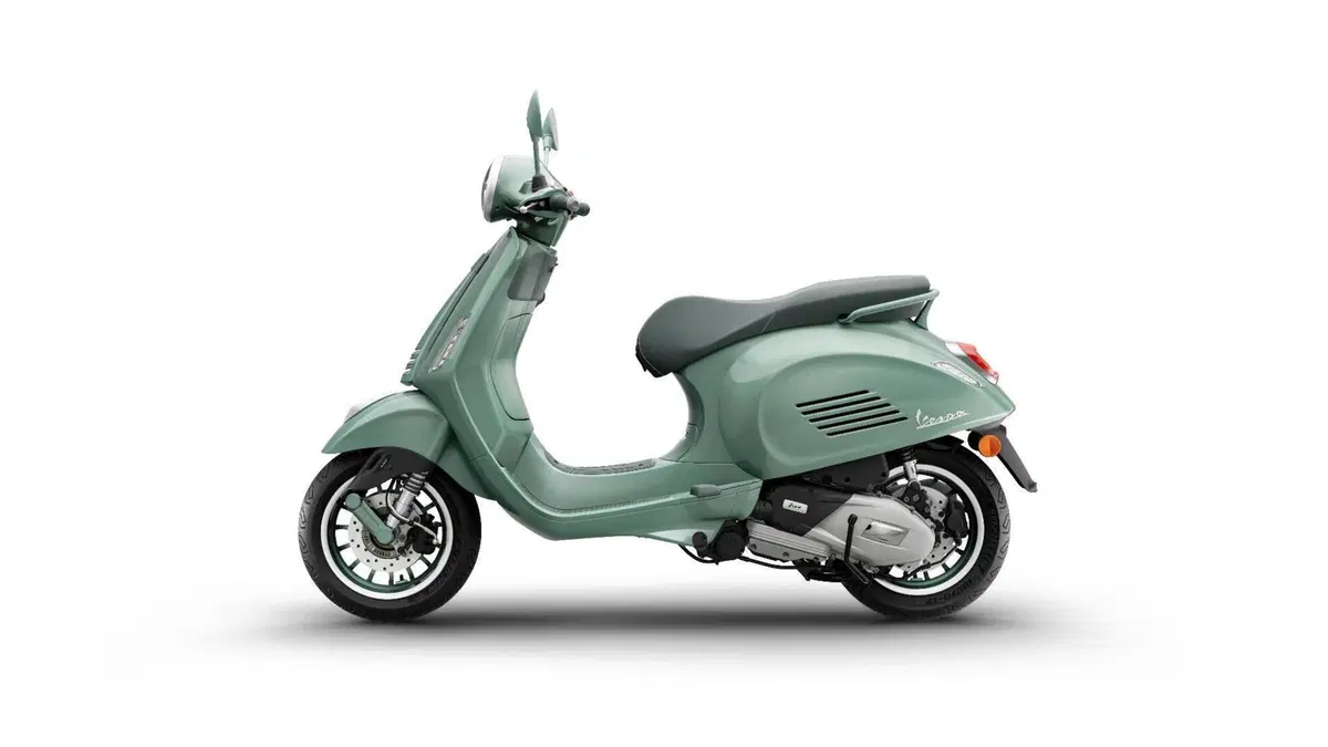 Vespa Primavera 125 80th (2026) (6)