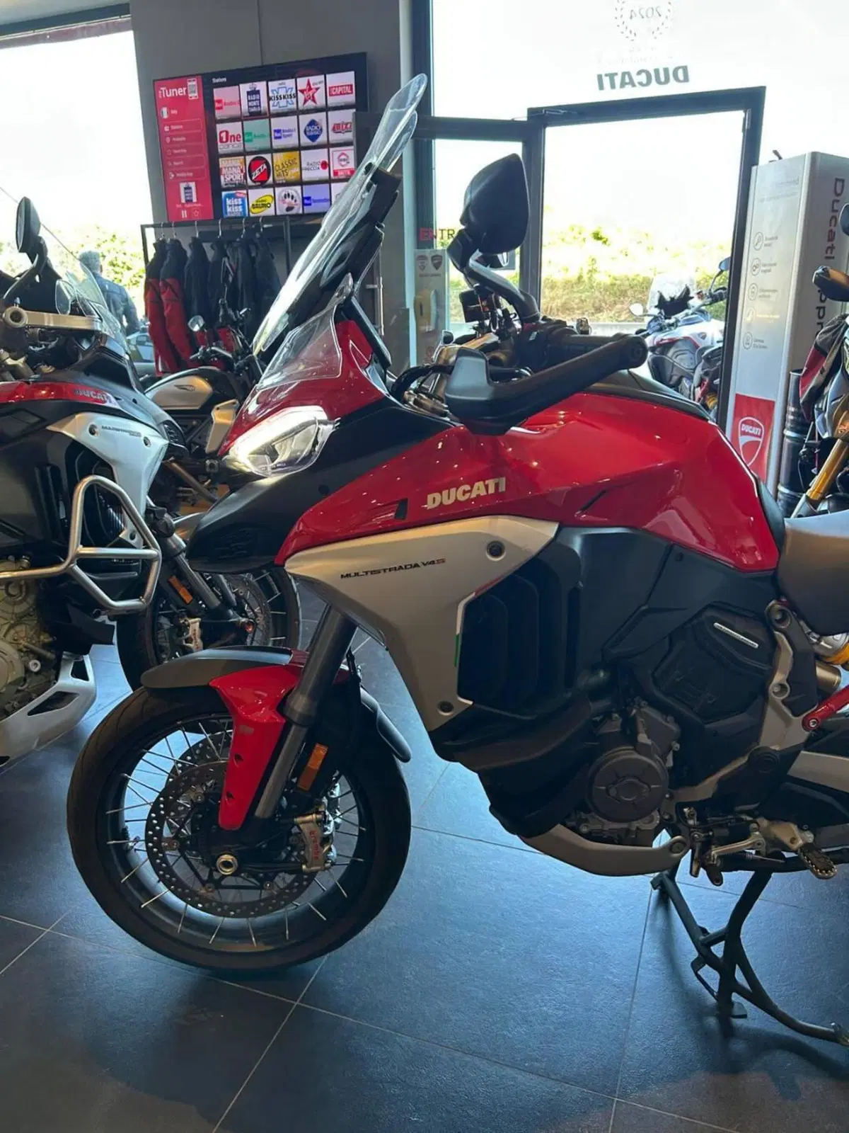 Ducati Multistrada V4 S (2021 - 24) (3)