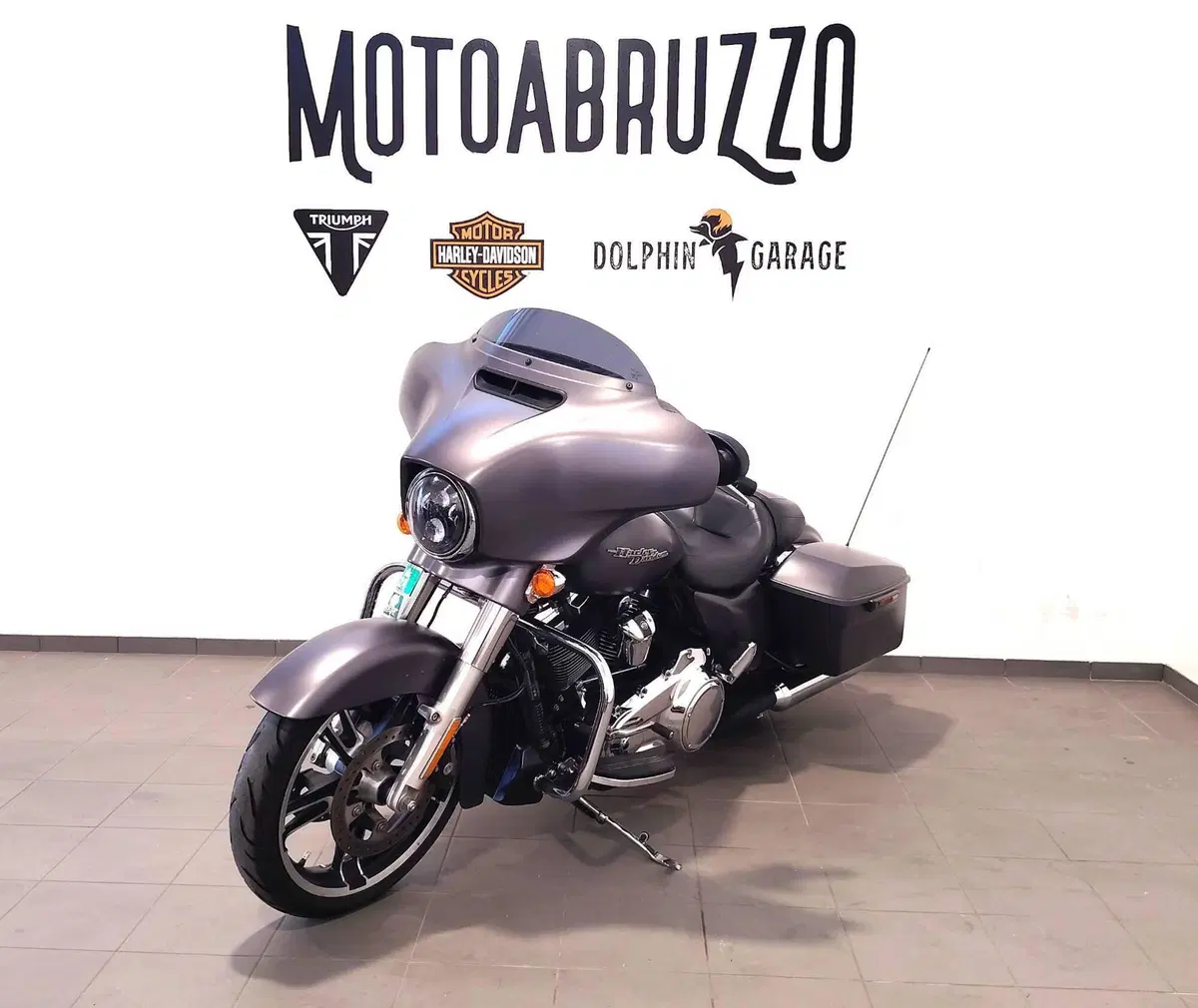 Harley-Davidson 107 Street Glide Special (2017 - 19) - FLHXS (6)