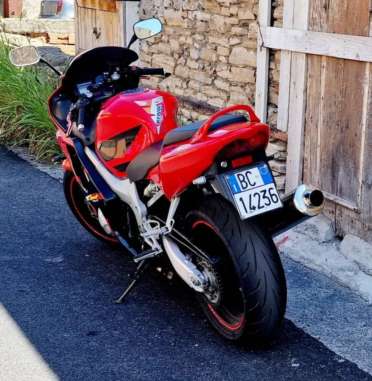 Honda CBR 600 F (2001 - 06) (4)