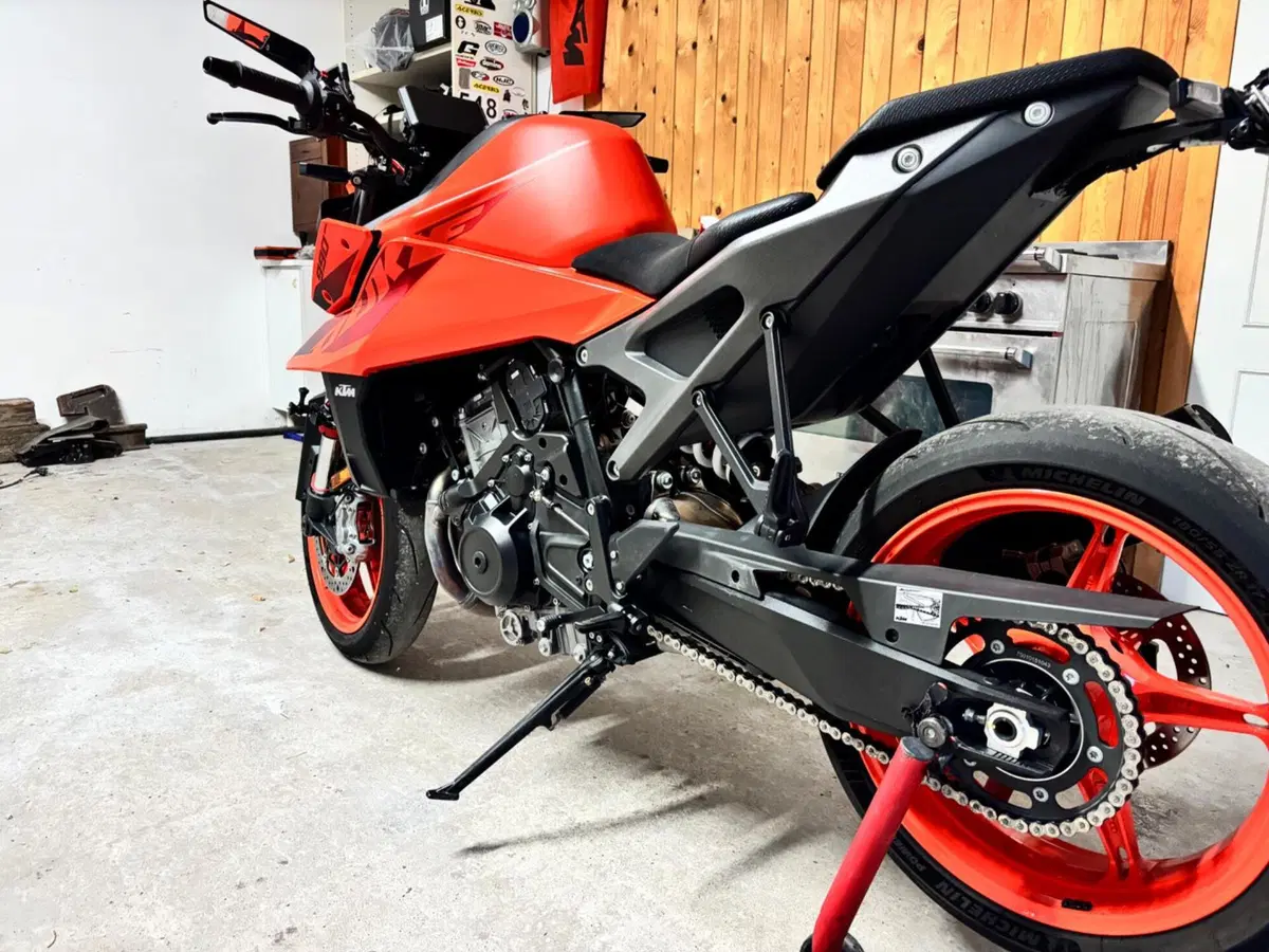 KTM 990 Duke (2024 - 26) (4)