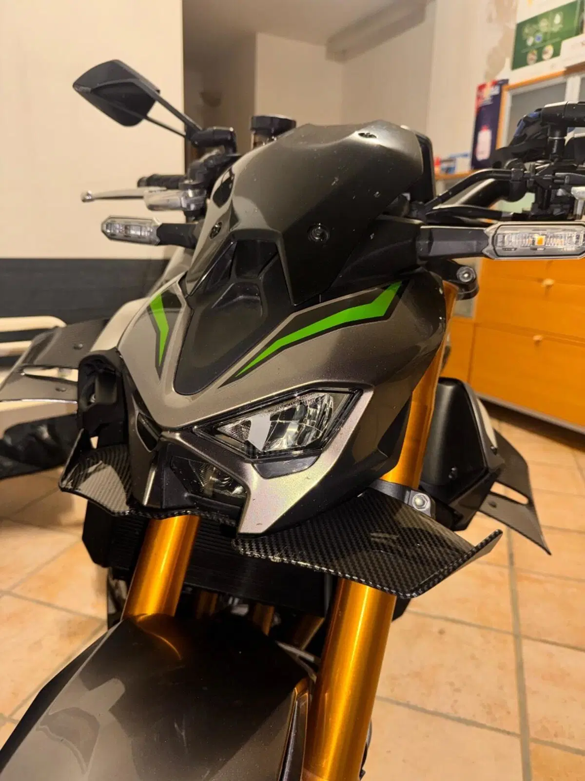 Kawasaki Z 900 SE (2025 - 26) (10)
