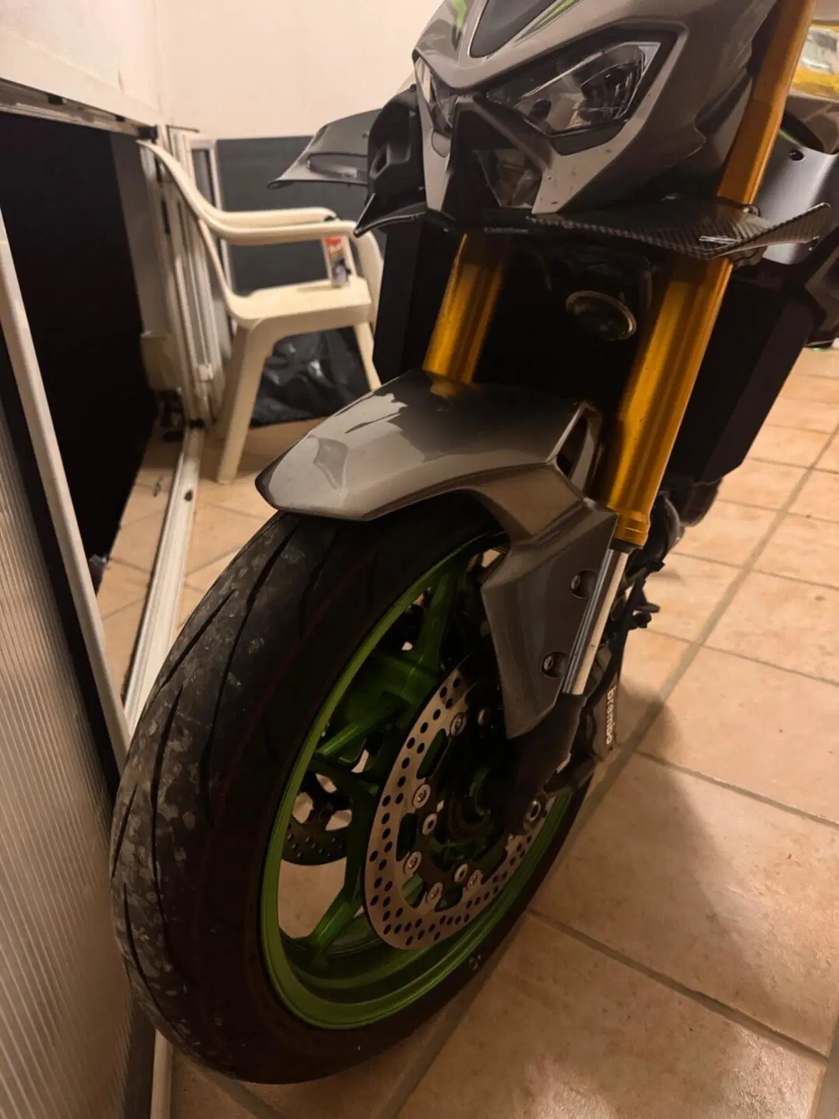 Kawasaki Z 900 SE (2025 - 26) (11)