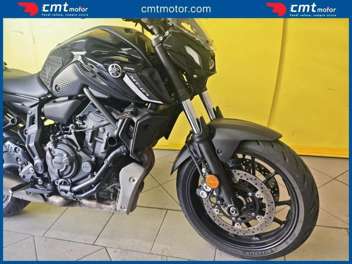 Yamaha MT-07 Pure (2023 - 25) (7)