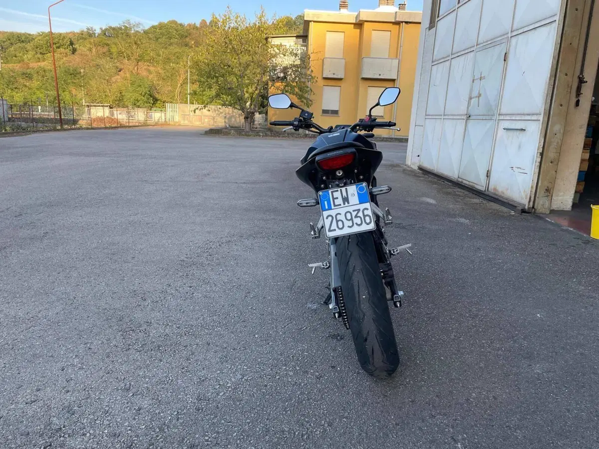 Honda CB 125 R (2021 - 23) (4)