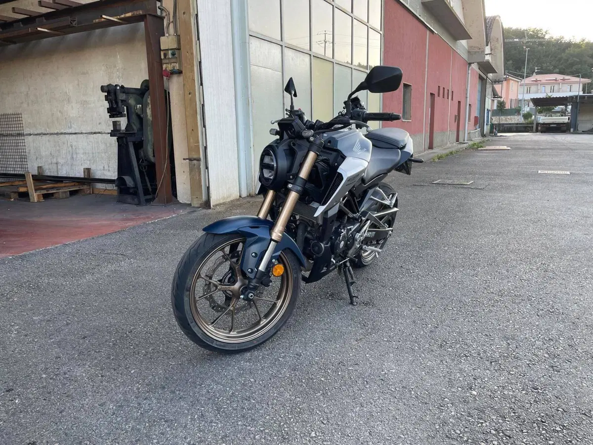Honda CB 125 R (2021 - 23) (8)