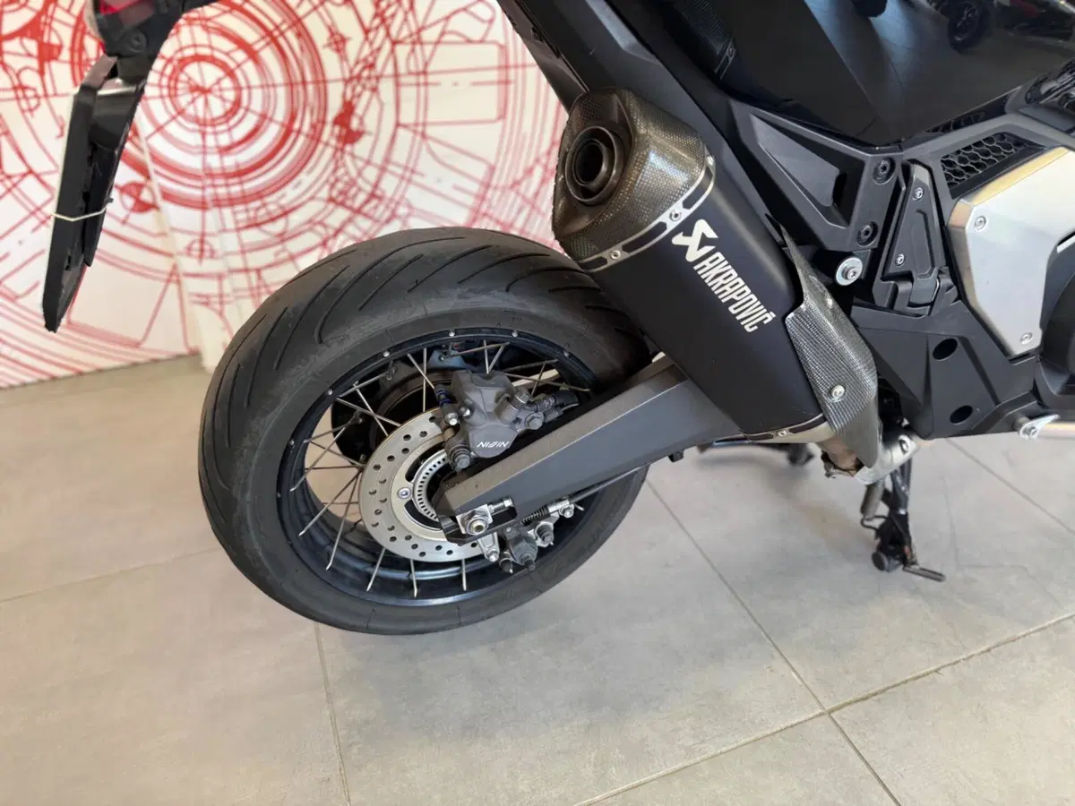Honda X-ADV 750 DCT Adventure (2021 - 24) (11)