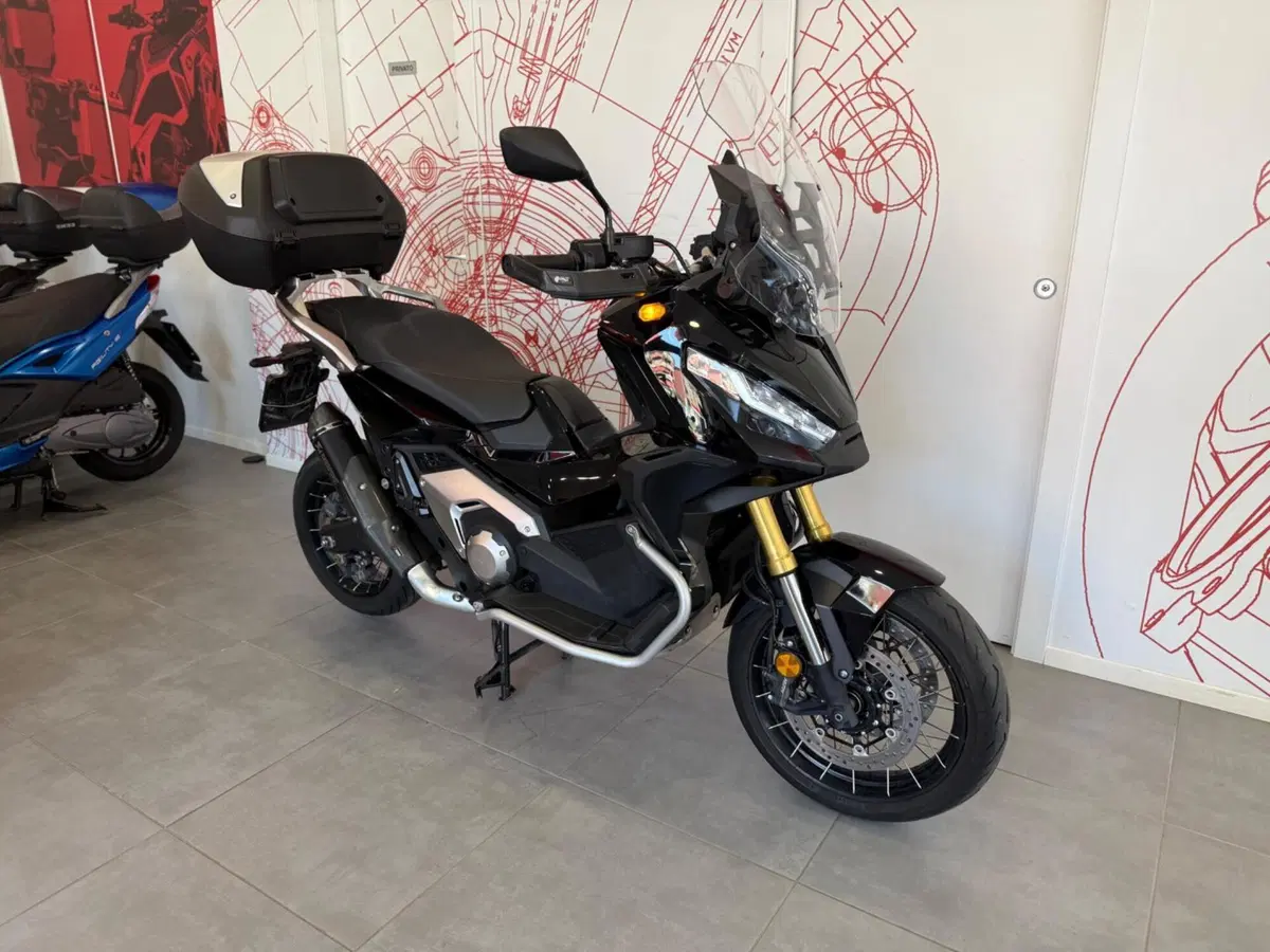 Honda X-ADV 750 DCT Adventure (2021 - 24) (2)