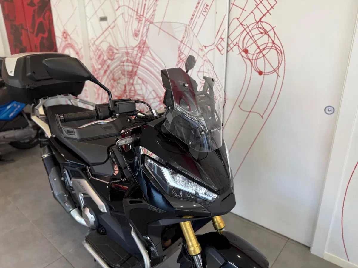 Honda X-ADV 750 DCT Adventure (2021 - 24) (10)