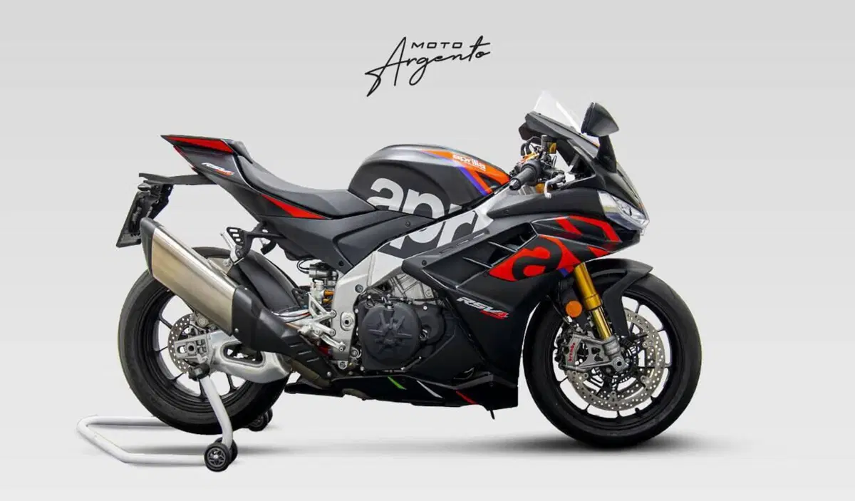 Aprilia RSV4 1100 Factory (2021 - 24)