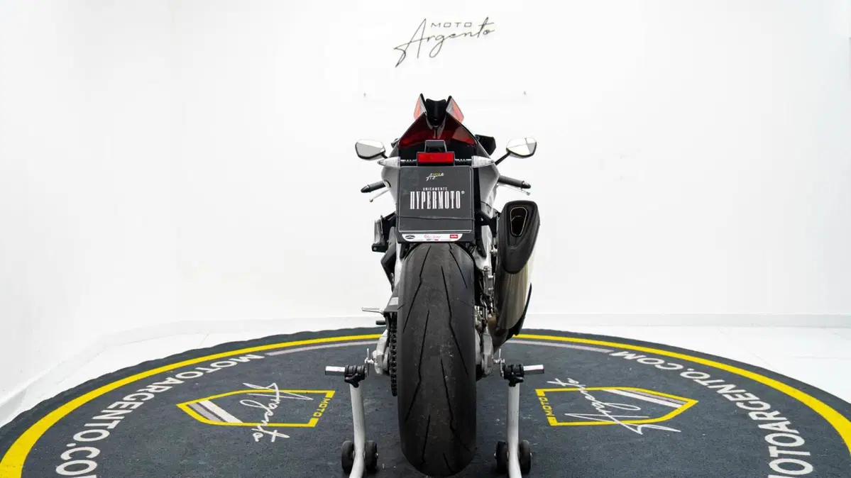 Aprilia RSV4 1100 Factory (2021 - 24) (5)