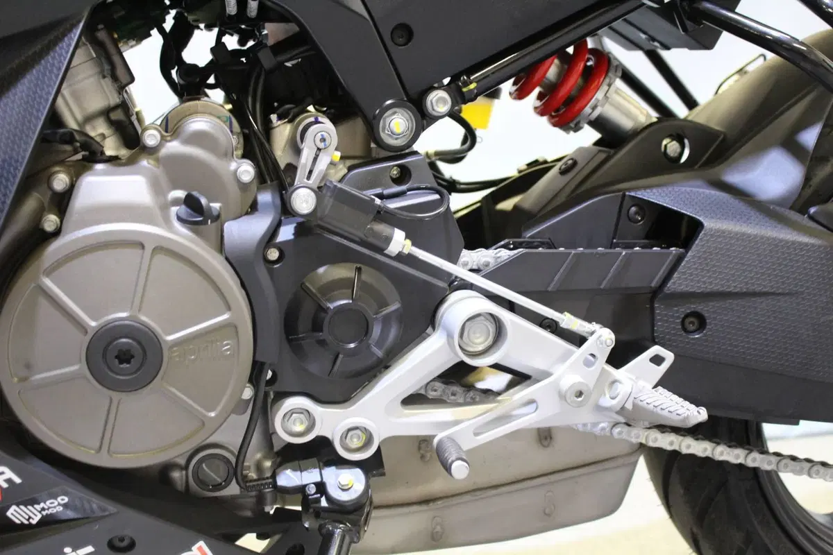 Aprilia RS 457 GP Replica (2026) (16)