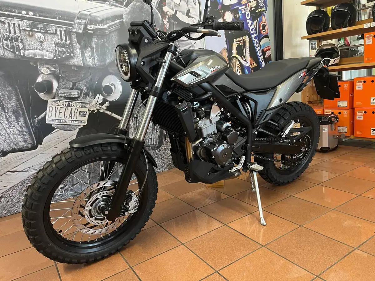 Betamotor Alp X (2024 - 26)