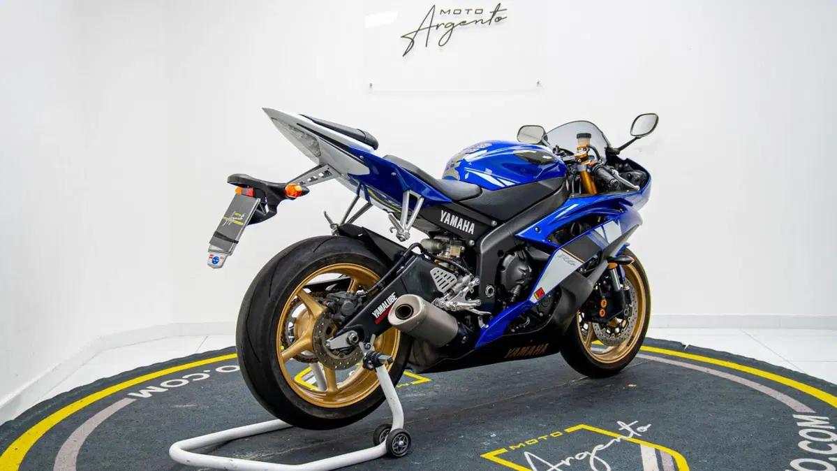 Yamaha YZF R6 (2008 - 09) (4)