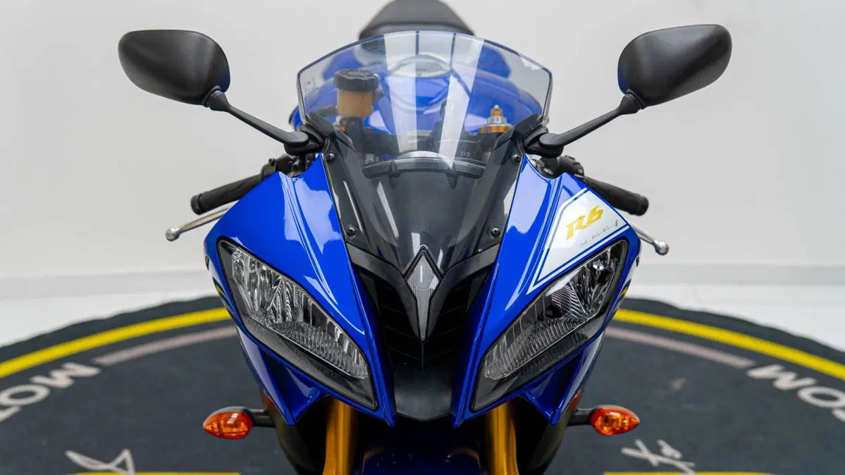 Yamaha YZF R6 (2008 - 09) (10)