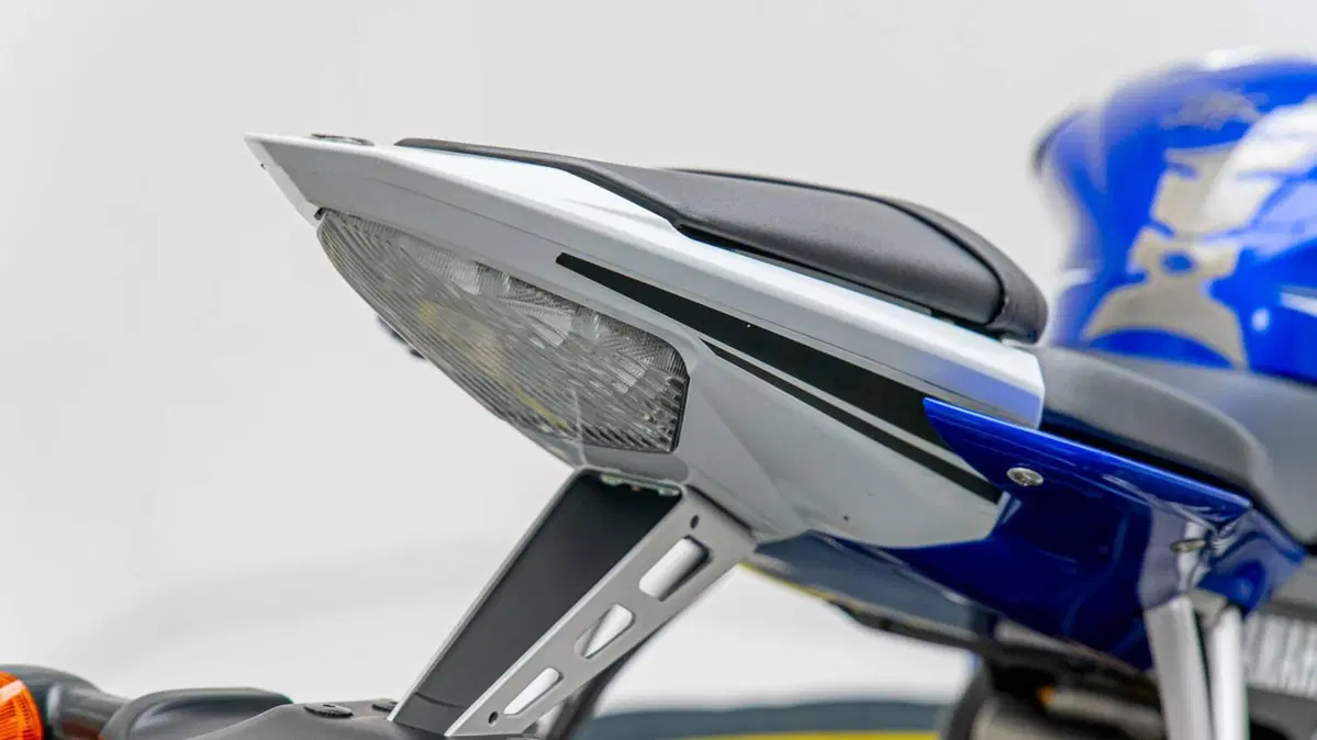 Yamaha YZF R6 (2008 - 09) (15)