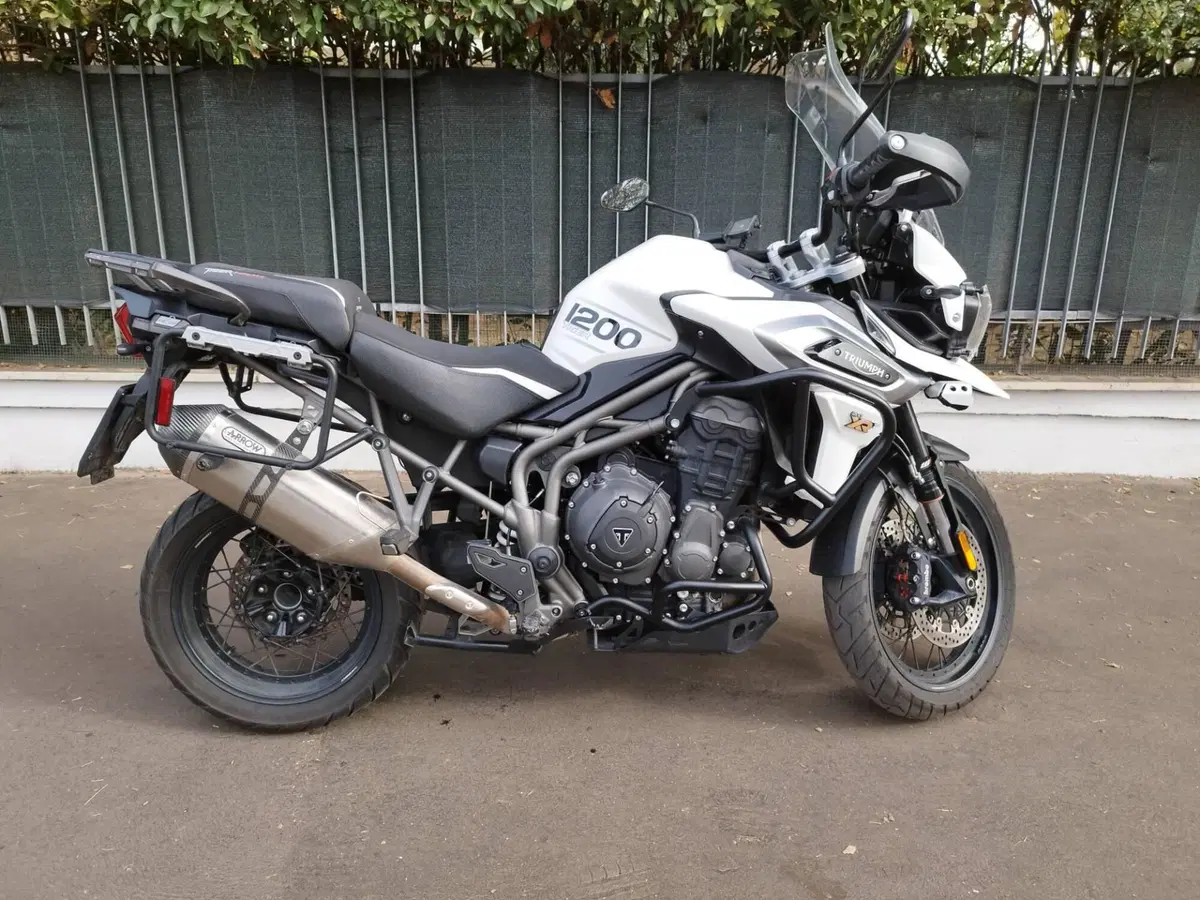 Triumph Tiger 1200 XRt (2018 - 20) (2)
