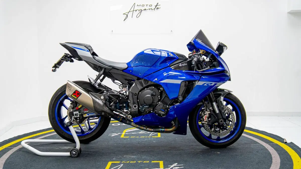 Yamaha YZF R1 (2020 - 25) (3)