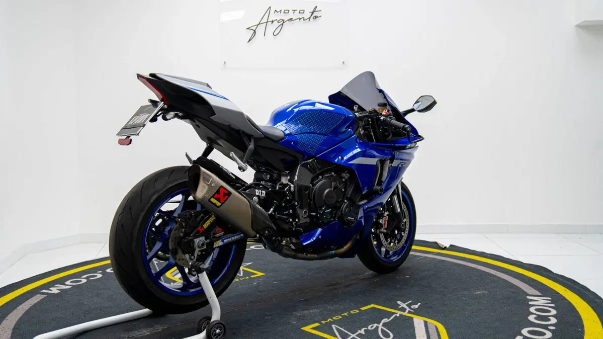 Yamaha YZF R1 (2020 - 25) (4)