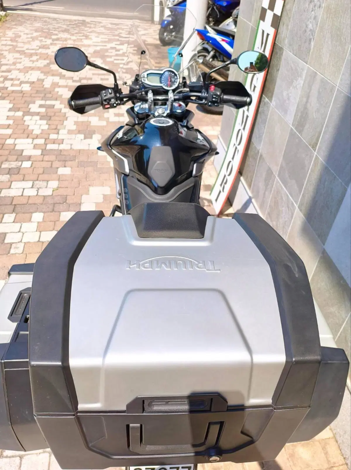 Triumph Tiger 800 XCx (2015 - 17) (7)