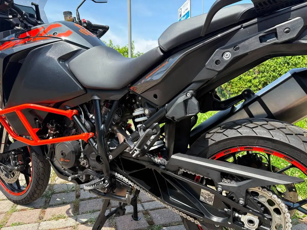 KTM 1290 Super Adventure S (2017 - 20) (4)