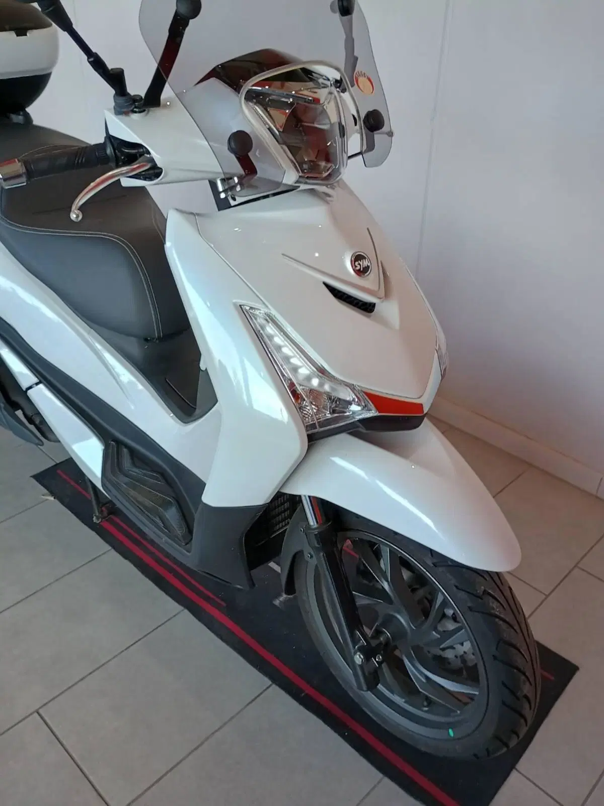Sym HD 300 (2021 - 25) (10)