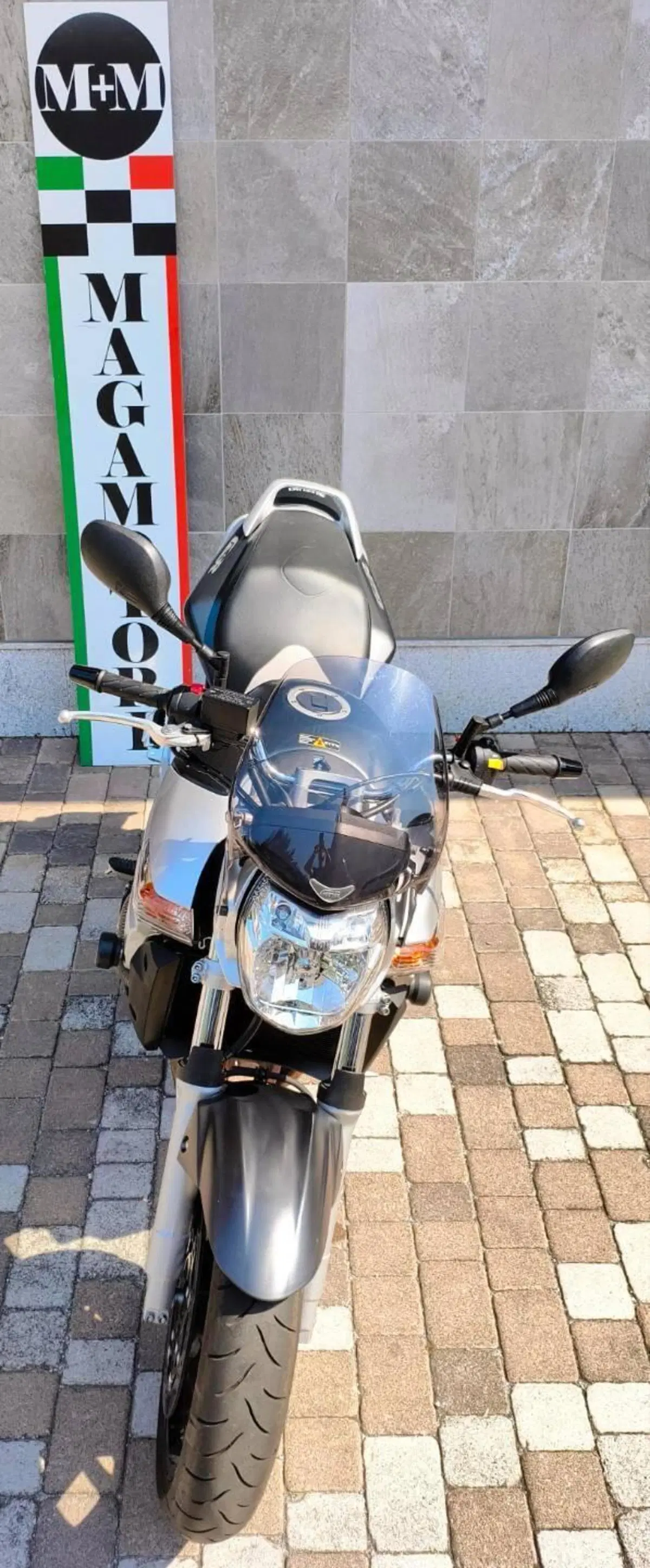 Suzuki GSR 600 (2006 - 11) (5)