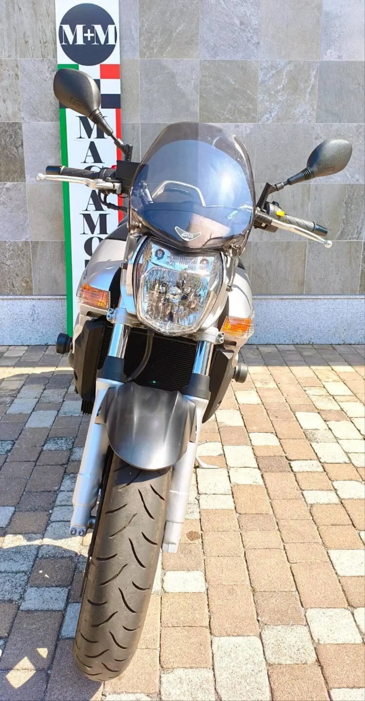 Suzuki GSR 600 (2006 - 11) (6)