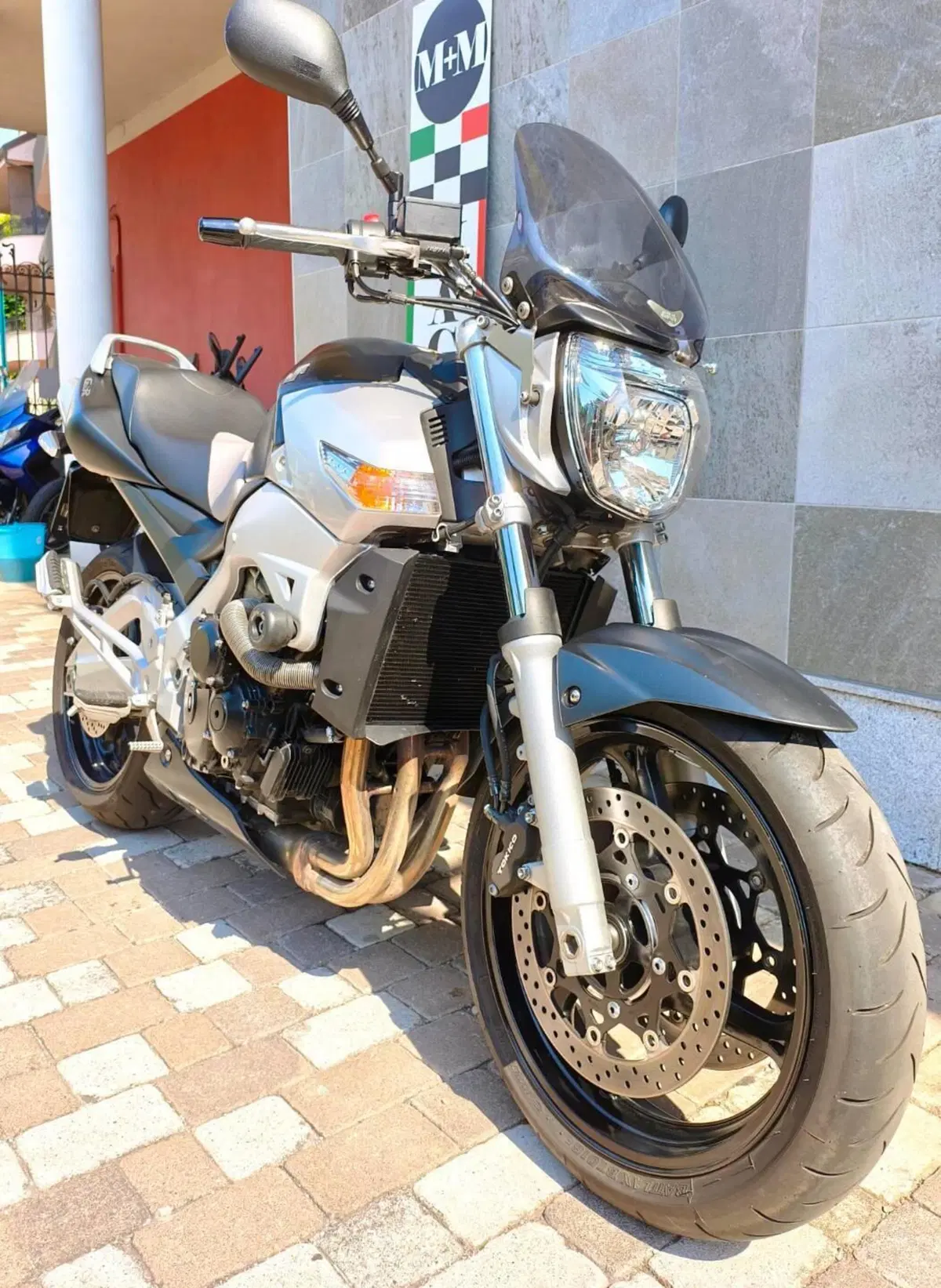 Suzuki GSR 600 (2006 - 11) (7)