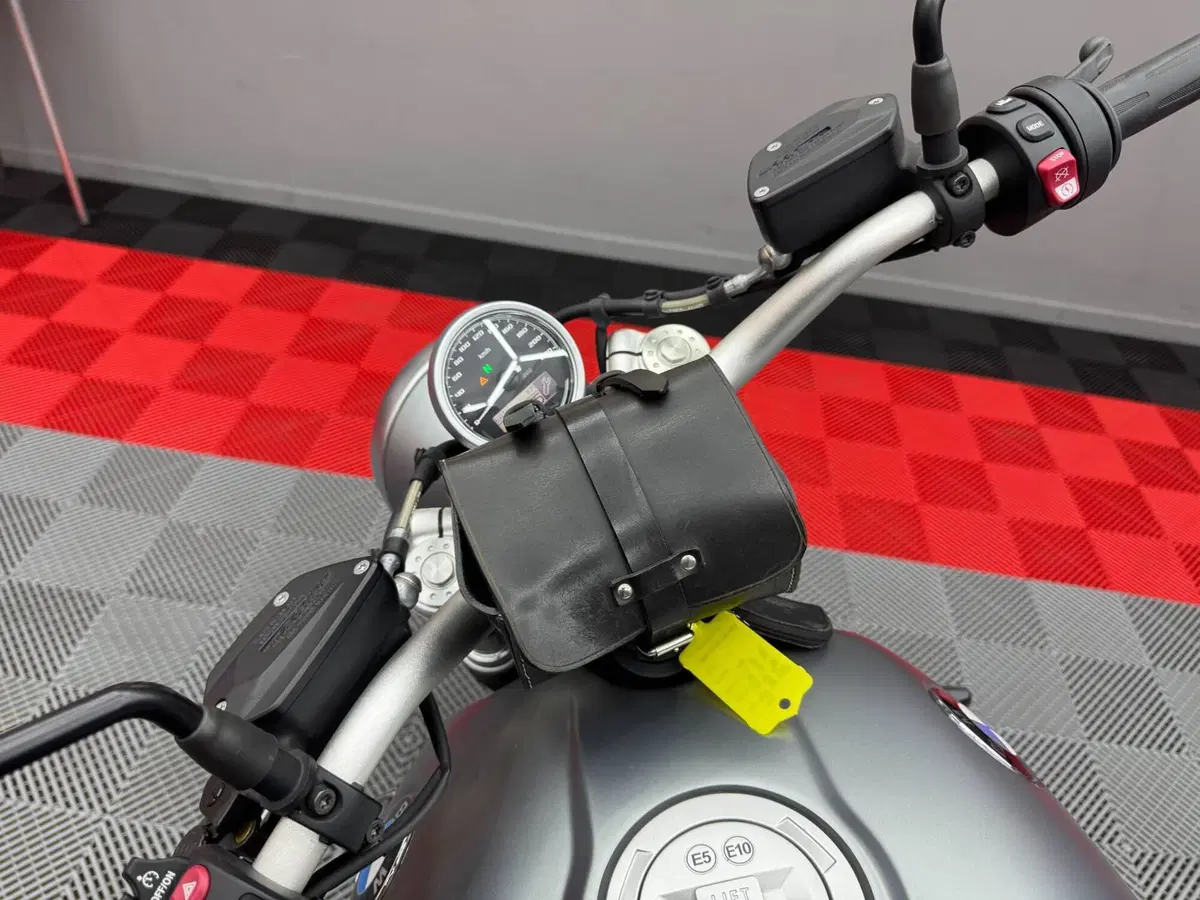 Bmw R nineT Scrambler (2021 - 24) (11)