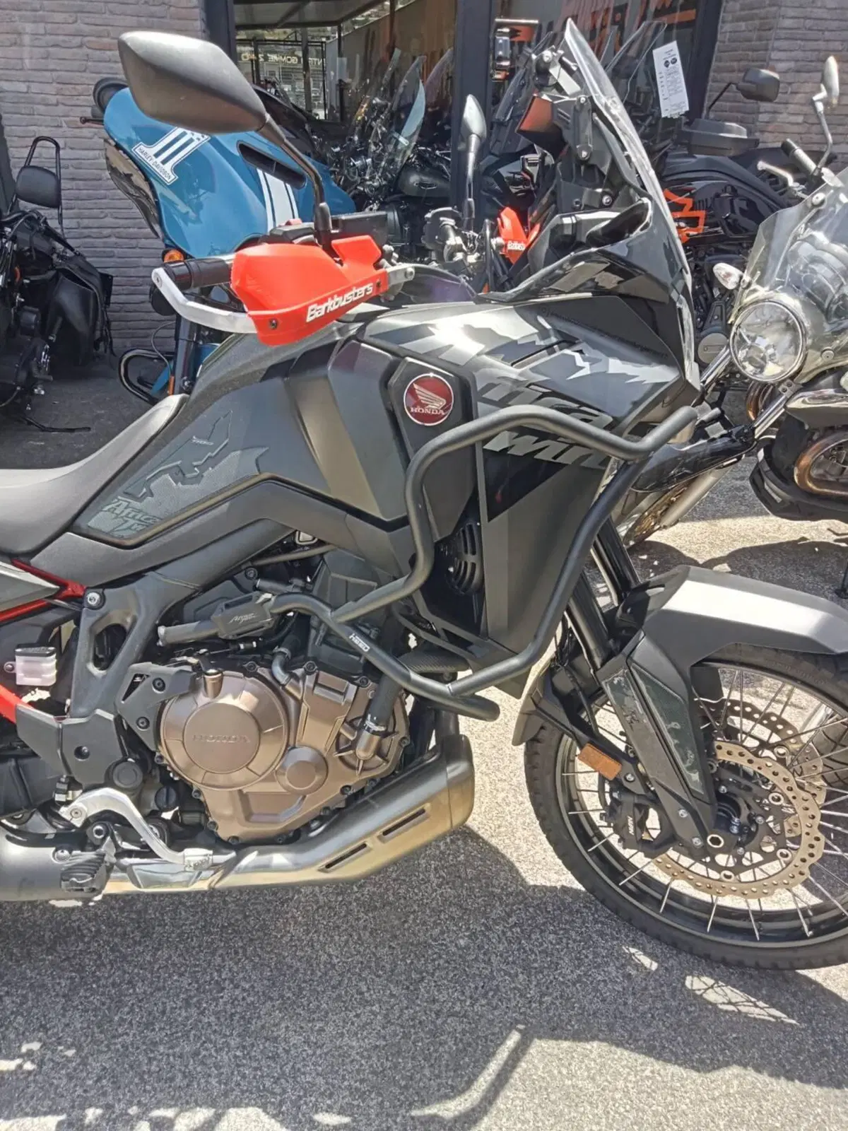 Honda Africa Twin CRF 1100L ES (2024 - 26) (4)
