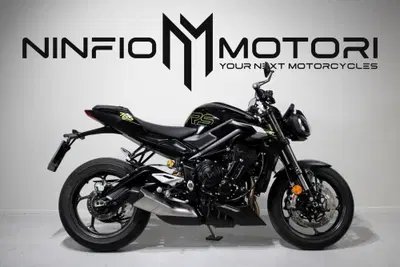 Triumph Street Triple 765 RS (2023 - 26) usata