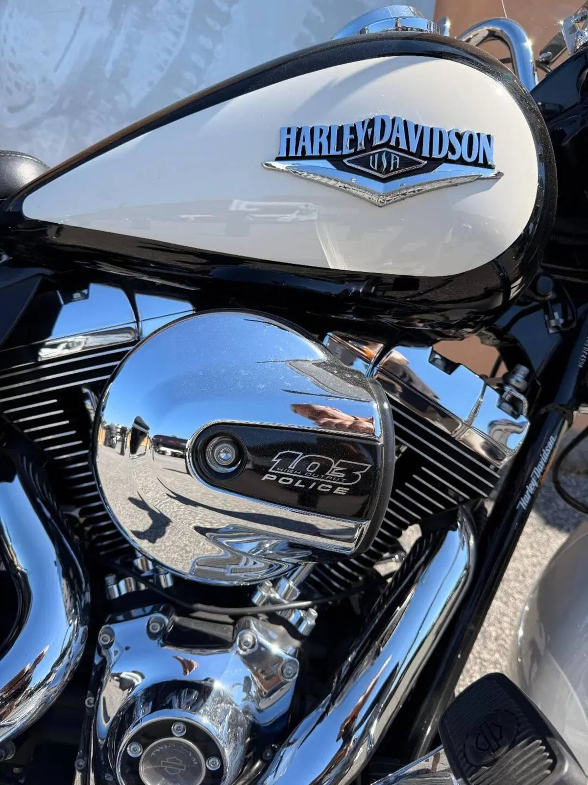 Harley-Davidson 1690 Road King (2013 - 16) - FLHR (4)