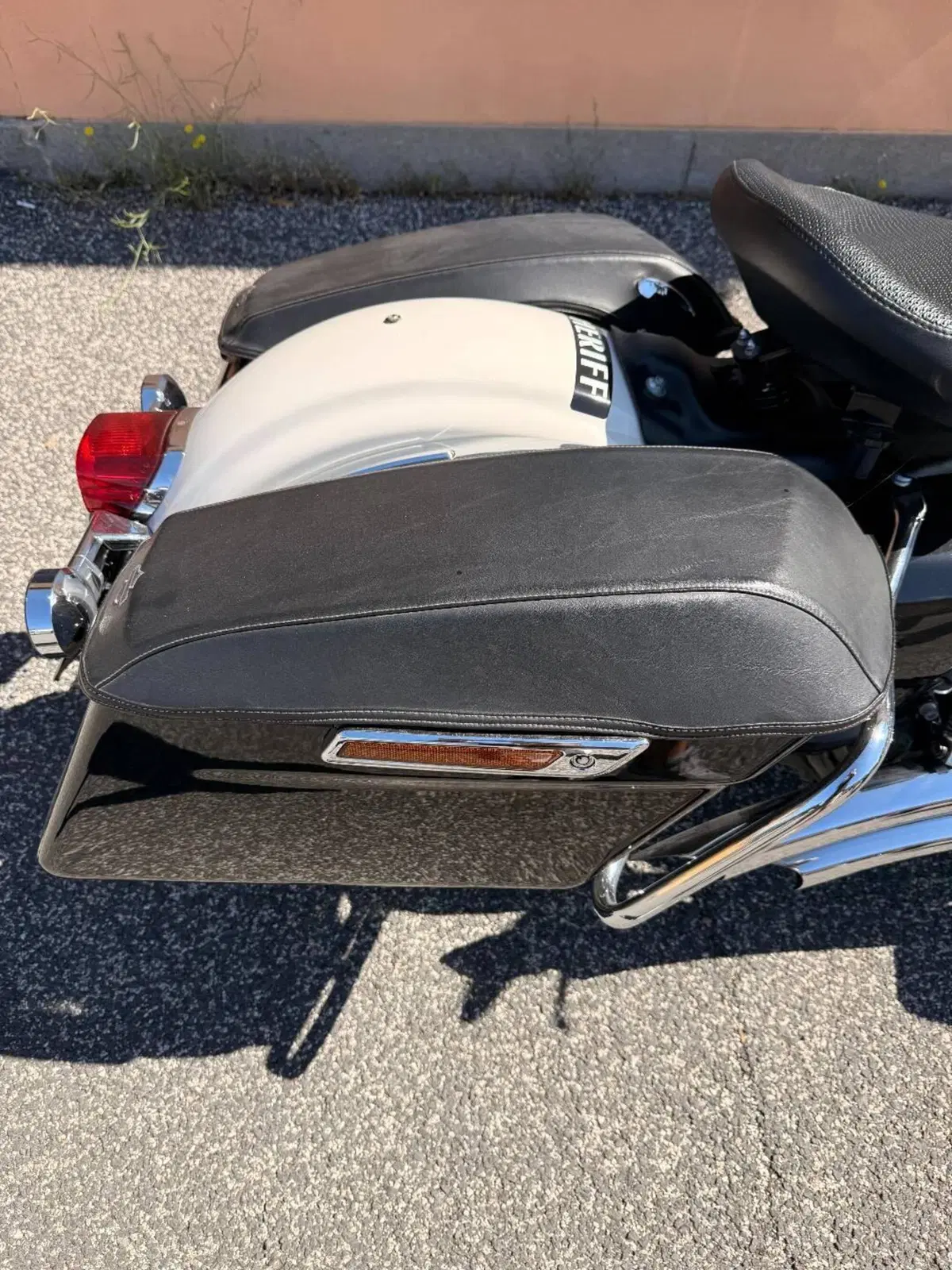 Harley-Davidson 1690 Road King (2013 - 16) - FLHR (9)