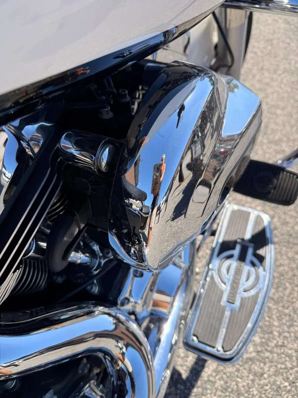 Harley-Davidson 1690 Road King (2013 - 16) - FLHR (11)