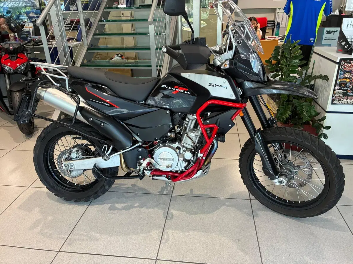 Swm Superdual 600 X (2025 - 26)