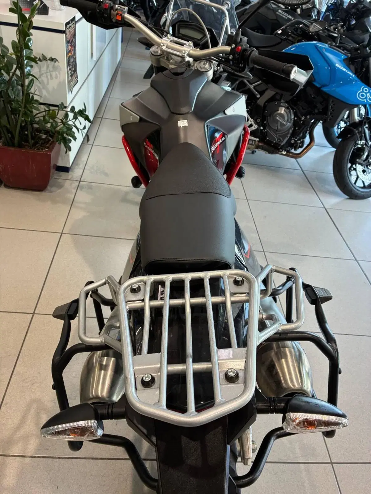 Swm Superdual 600 X (2025 - 26) (7)